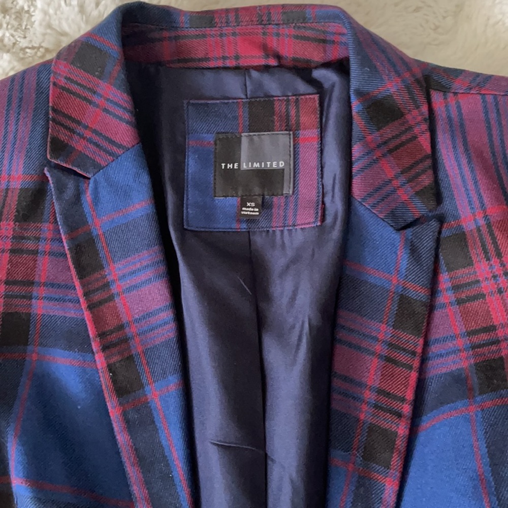 Jacket - Picture 2 of 3